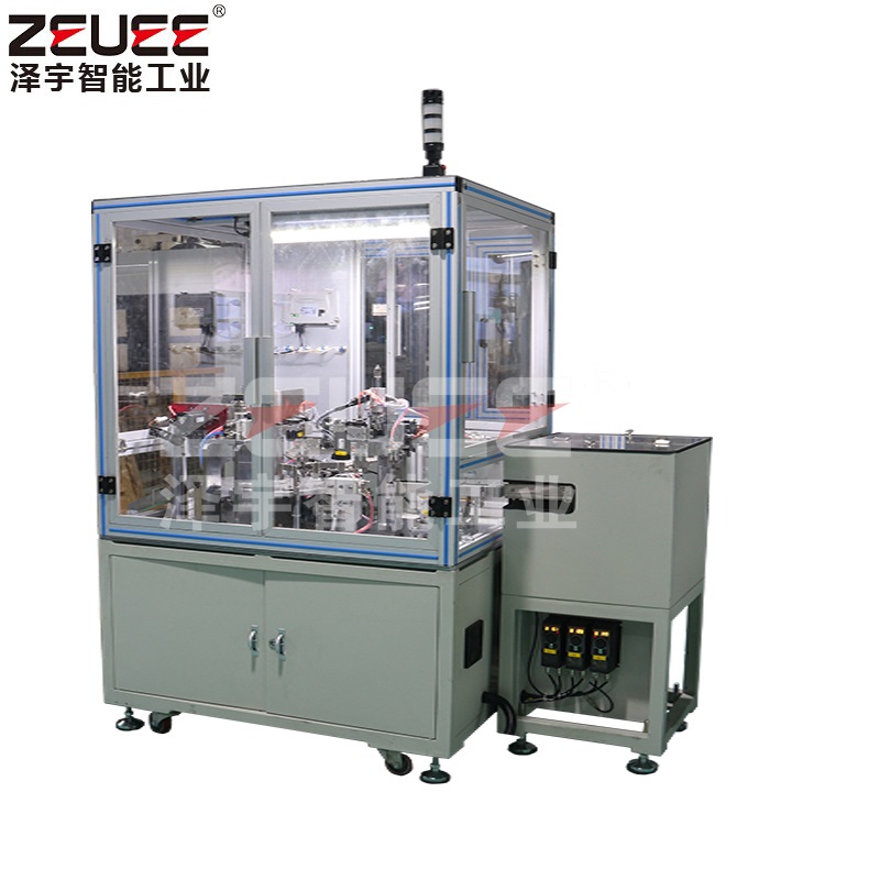 Automotive parts coupling automatic assembly machine